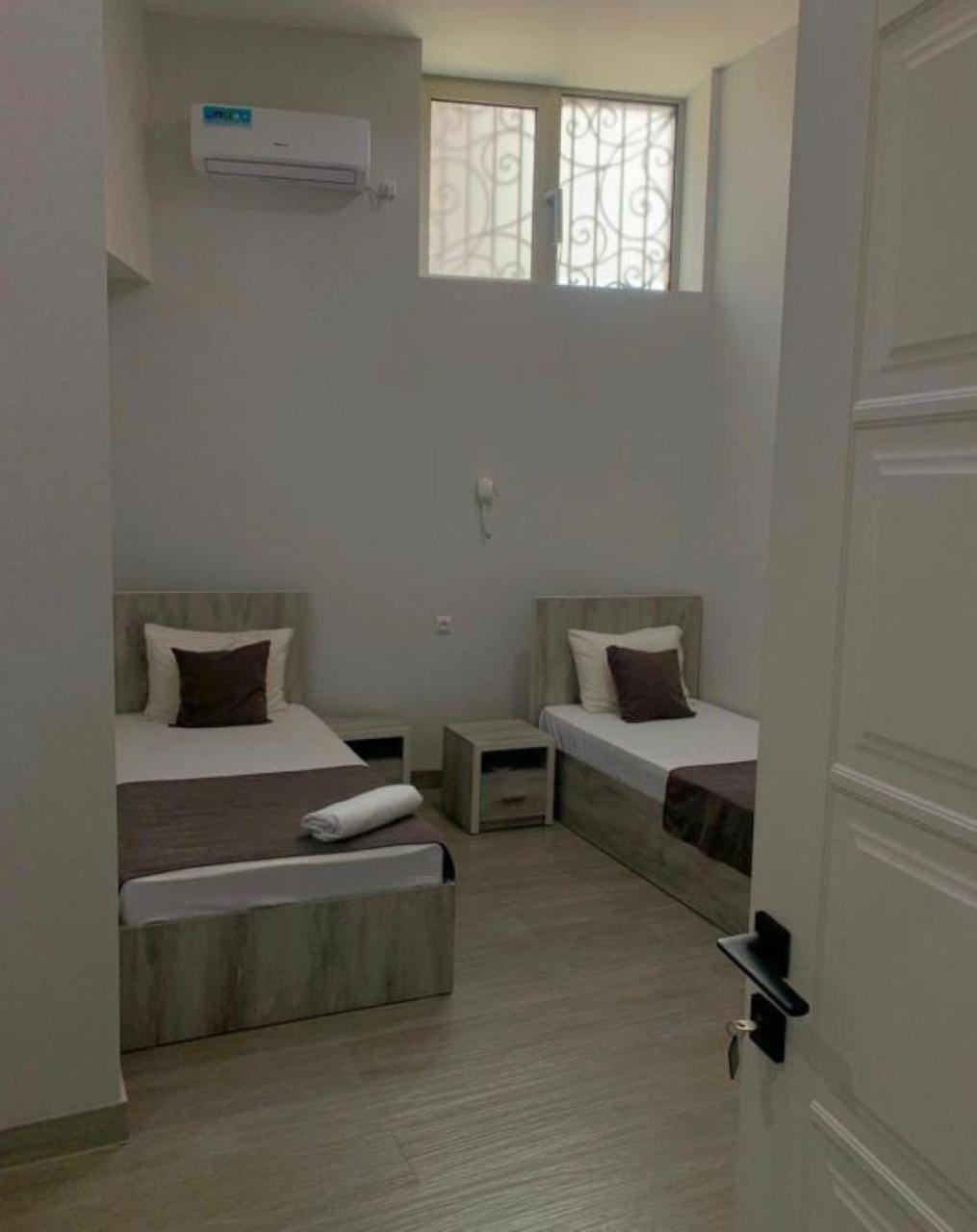 Hotel Menua Єреван Номер фото