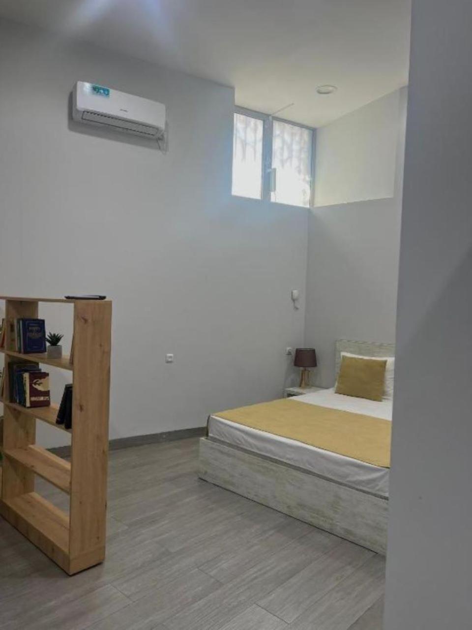 Hotel Menua Єреван Екстер'єр фото