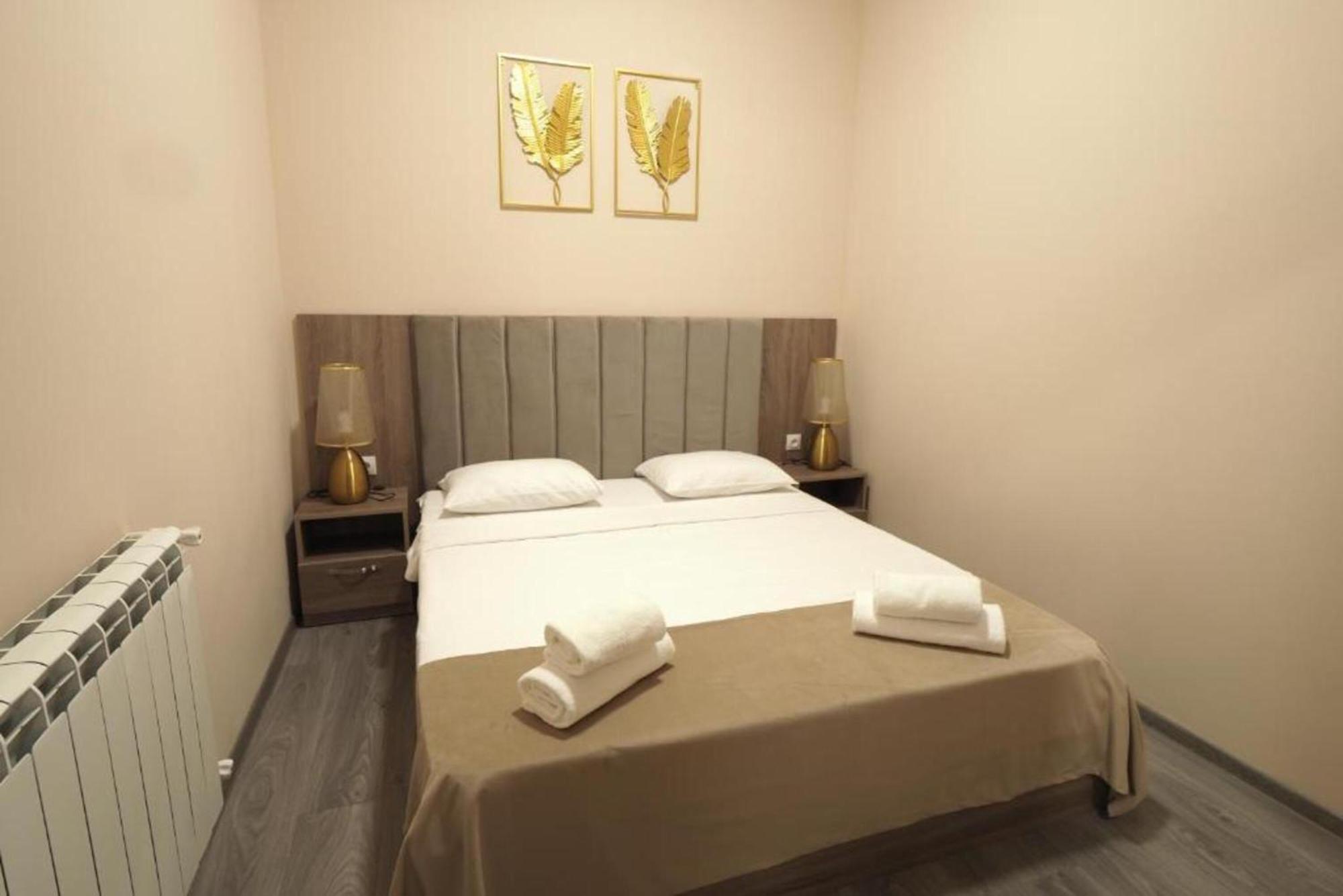 Hotel Menua Єреван Номер фото